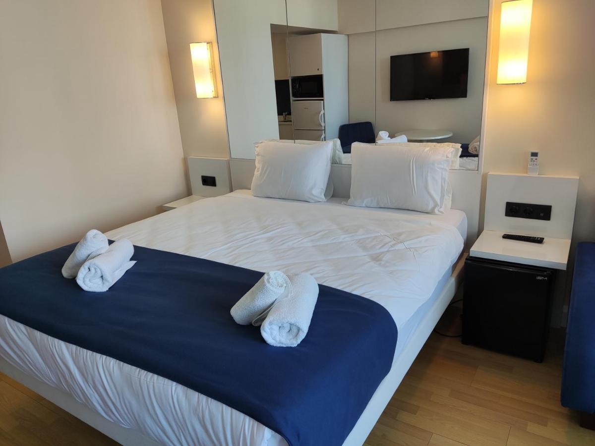 Hellobatumi Aparthotel Bagian luar foto