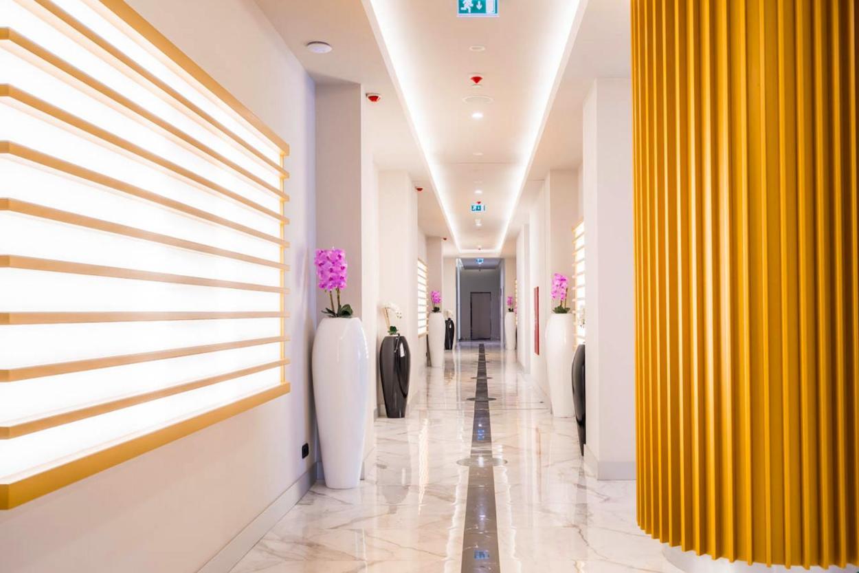 Hellobatumi Aparthotel Bagian luar foto