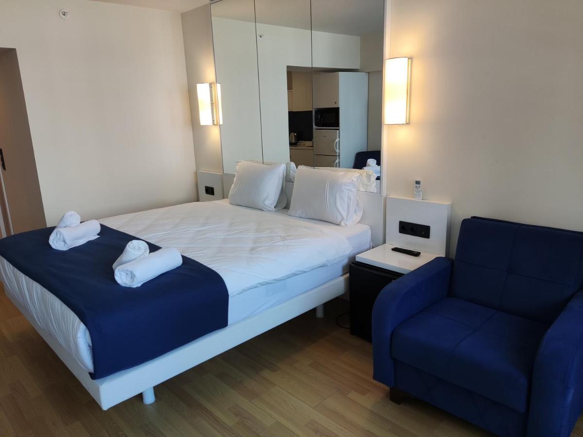 Hellobatumi Aparthotel Bagian luar foto