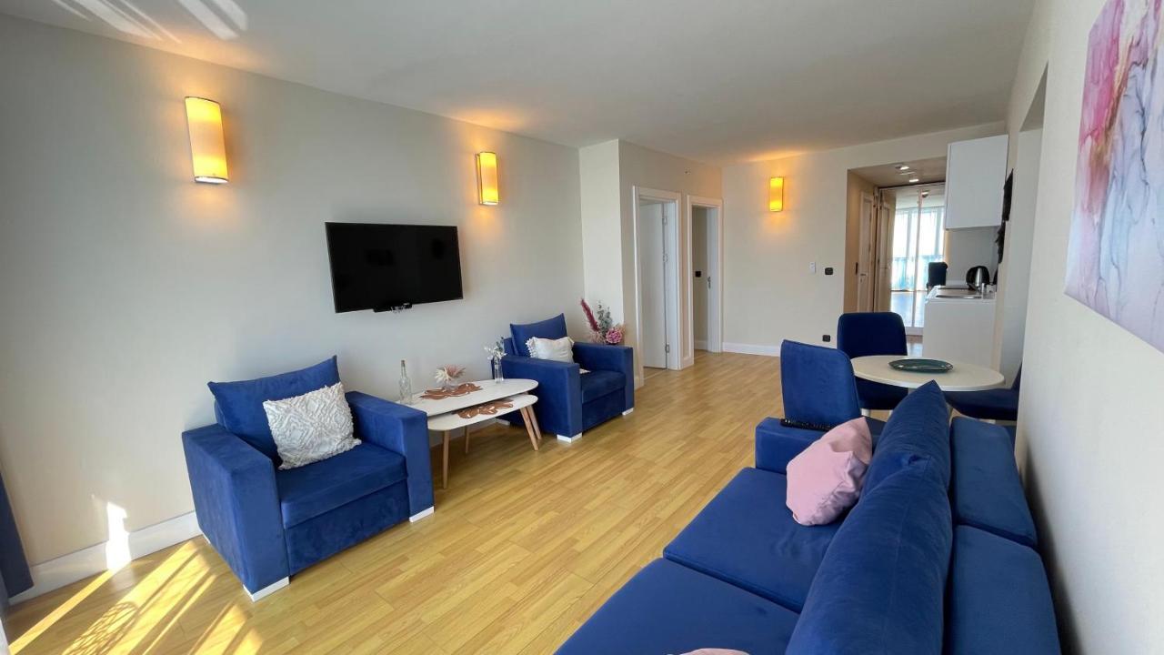 Hellobatumi Aparthotel Bagian luar foto
